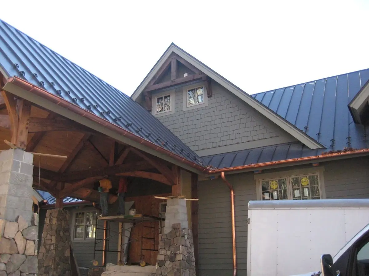 Craftsman Roofing team delivering quality roofing work in Shorewood Park